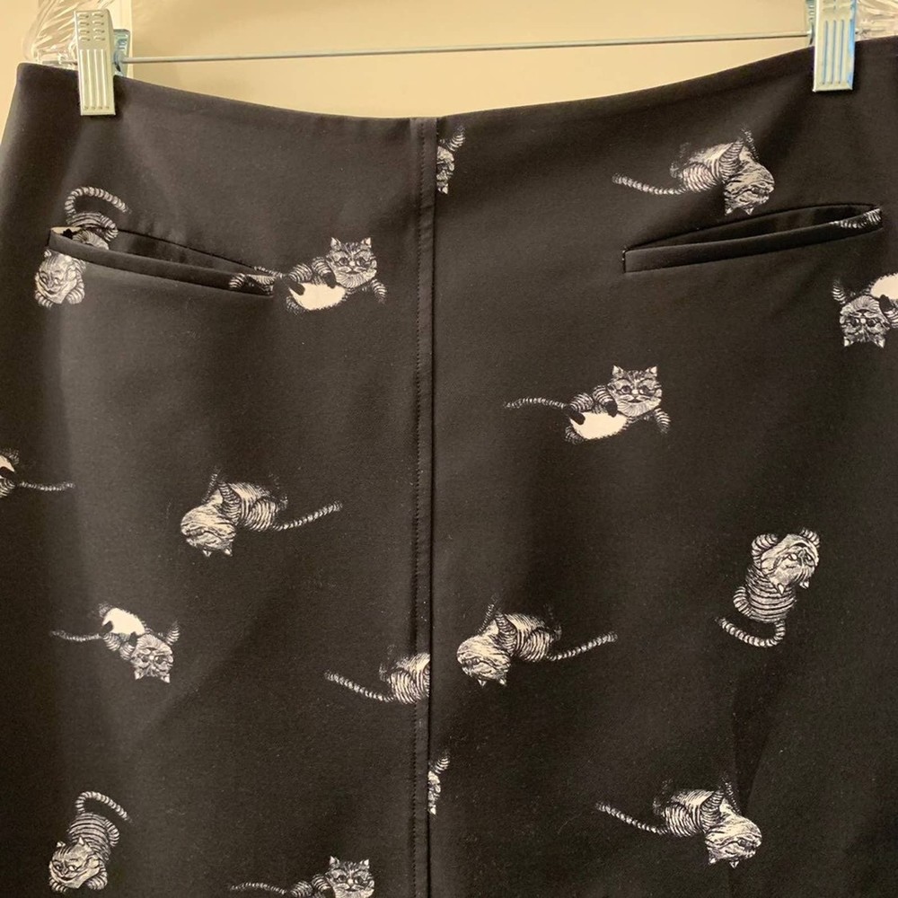 Disney's Alice Through the Looking Glass Cheshire Cat Miniskirt, Size 12 - Picture 5 of 12